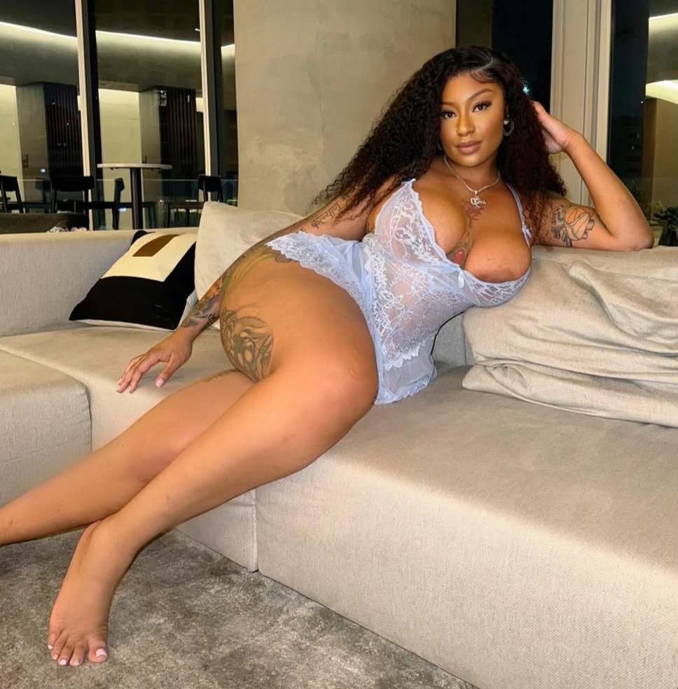 6'4 Tall Thick Gorgeous 🇳🇬🇺🇲 Amazon Milf.. Ex Baller🏀.. Instagram Influencer.. 33