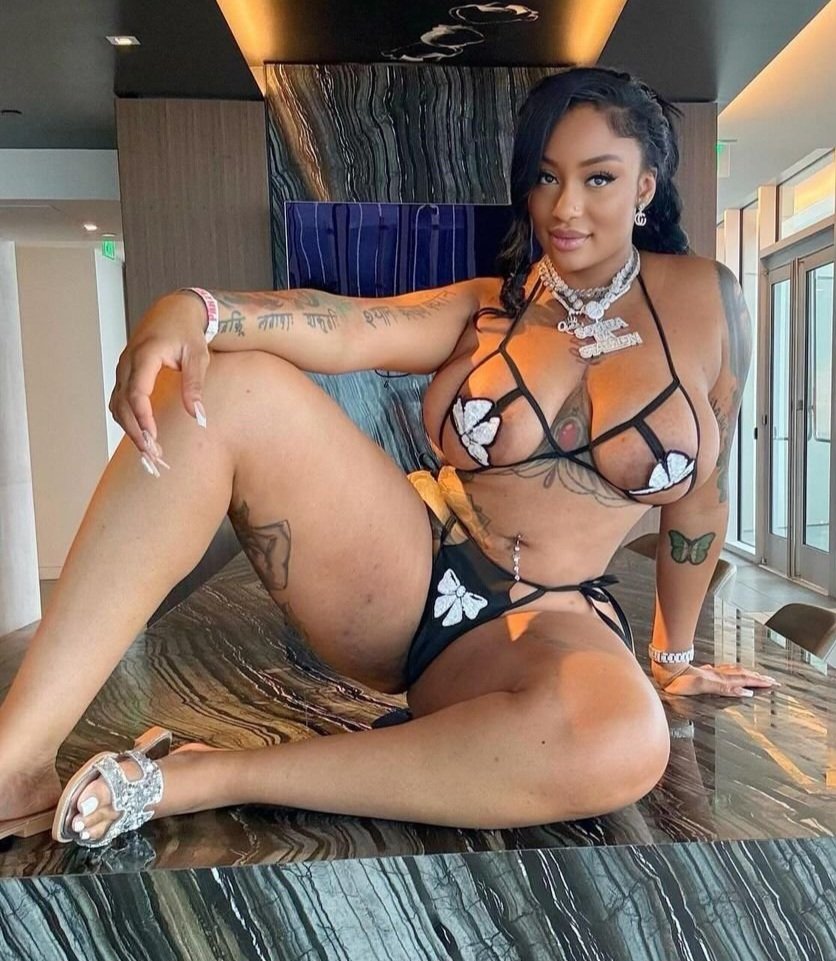 6'4 Tall Thick Gorgeous 🇳🇬🇺🇲 Amazon Milf.. Ex Baller🏀.. Instagram Influencer.. 37