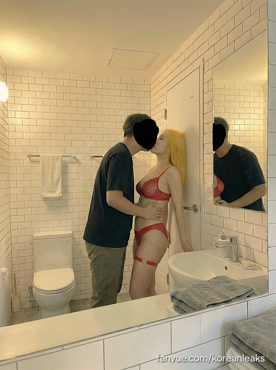 Asian ABG model girlfriend with thick ass cuckolded NTR in front of boyfriend at korean photo studio 6