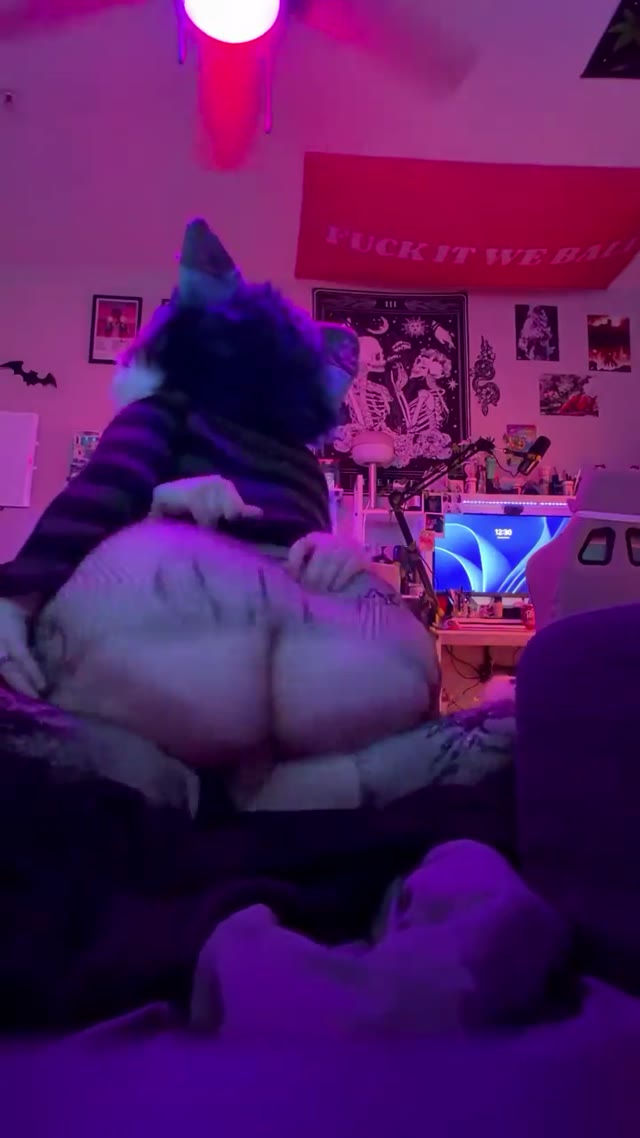 Furry bounces her fat ass on her mate 970!!! Big Ass Asian Alt Tight pussy goth