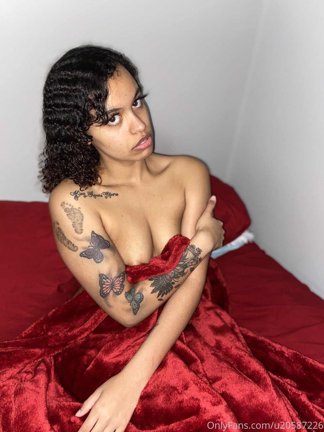 MUST SEE RARE - Hotel Footbang w/ 5 bbc's Footjob/ Handjob Queen of Spades♠️ 13