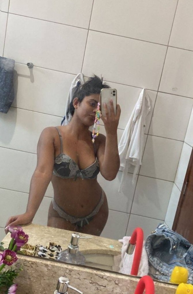 Morena gostosa novinha puta vazada pelo namorado! video novo vazado, amador erome vazados amador (2) 2