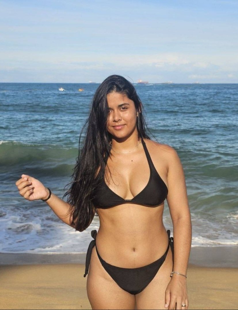 Sexy brune amatrice 3