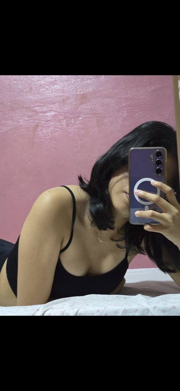 Novinha peituda vazada levando vara de 4! amador, vazou, vazados, erome 2