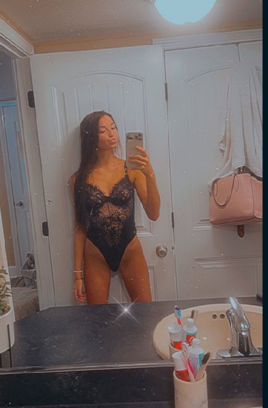 One of the most amazing & beautiful teen gf on Erome | slim brunette amateur bodysuit nude (6)