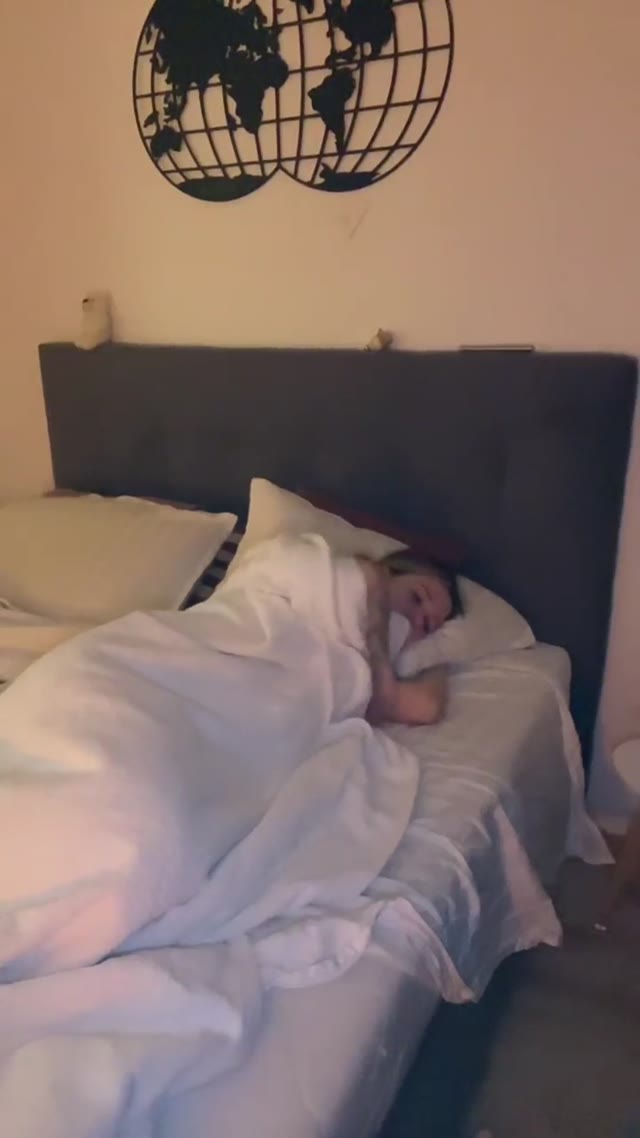 Pregnant petite teen egirl teases old men on omegle for fun
