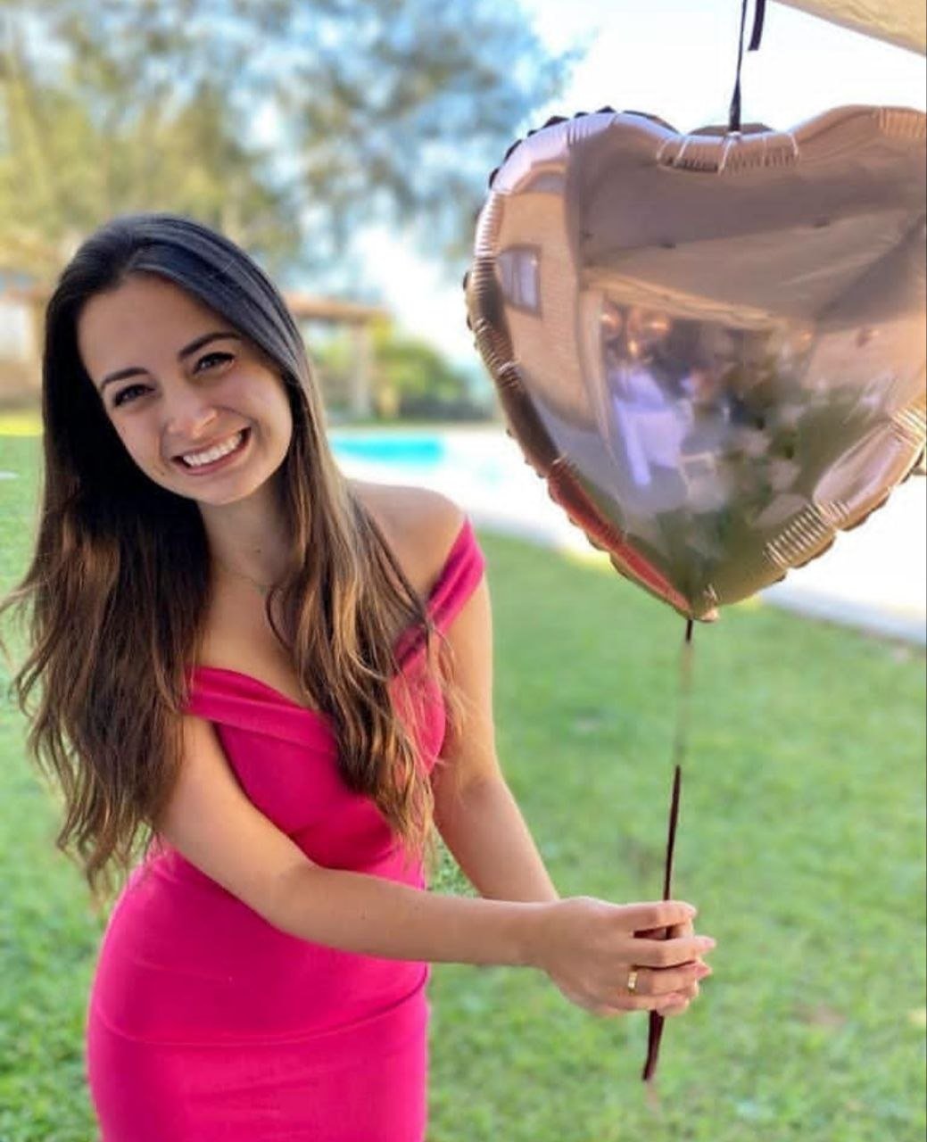 Puta gostosa sabor novinha caiu na net se exibindo, safada mandou nudes e foi vazada Erome Brasil 2