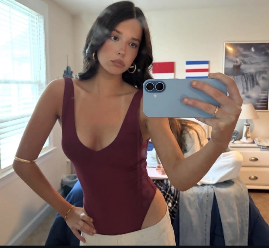 Search search erome BC canuck college hoe and her friends like showing their asses (8)