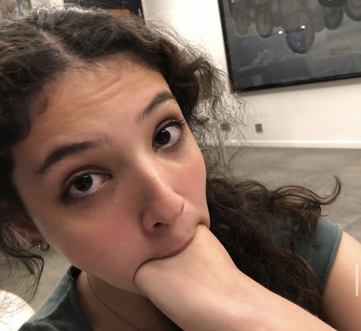 Recherche recherche erome BC salope canadienne d'université et ses copines aiment montrer leurs culs (11) 2