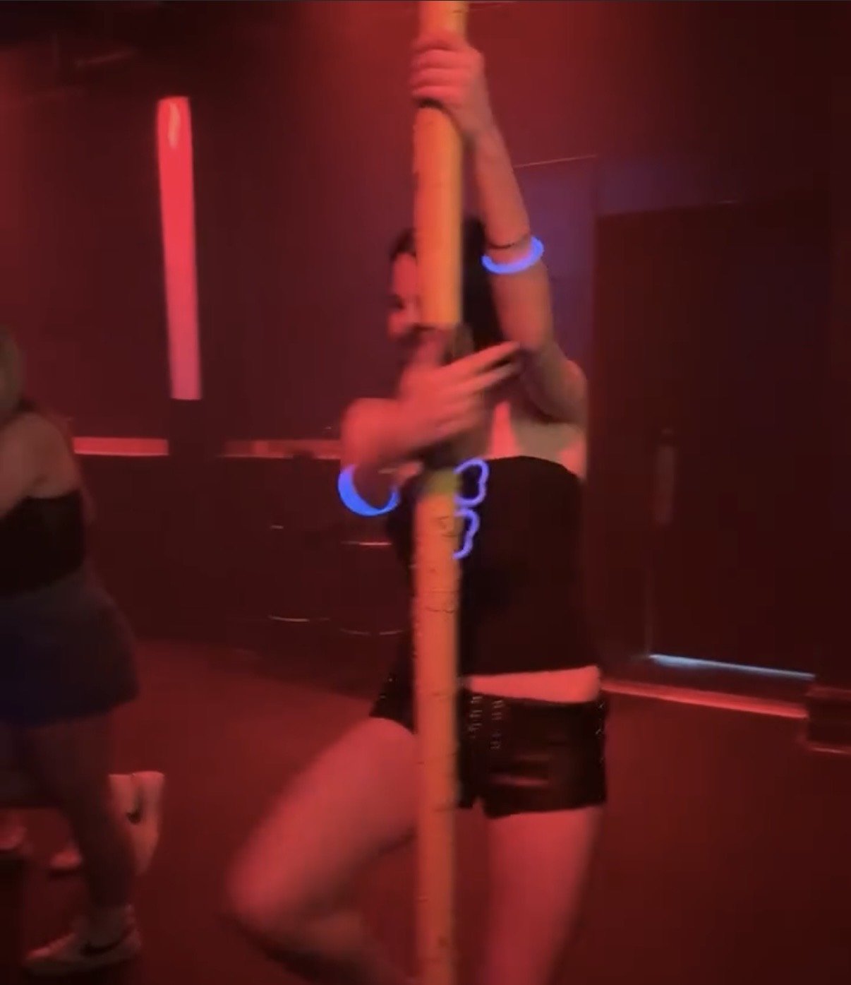 Search search erome BC canuck college hoe and her friends like showing their asses (10)