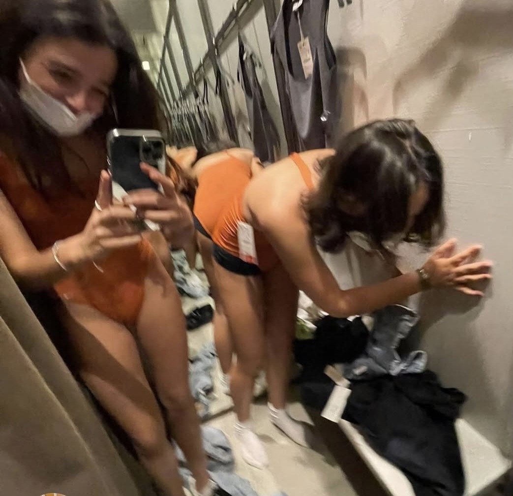 Search search erome BC canuck college hoe and her friends like showing their asses (4) 3