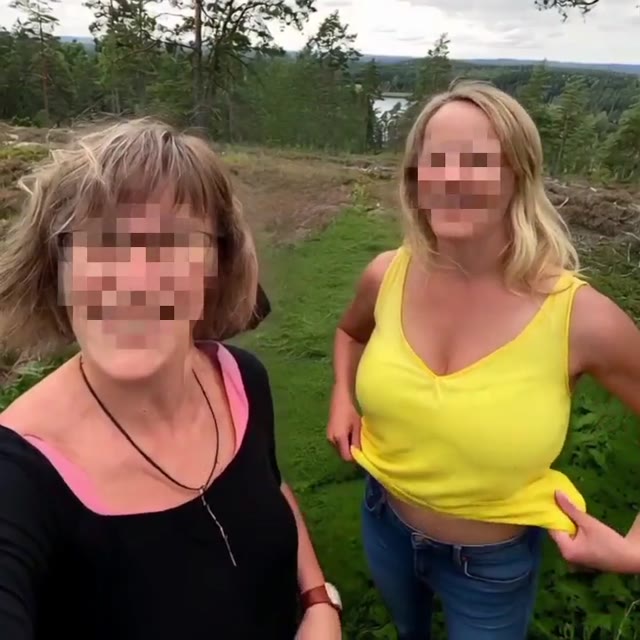 Sisters flashing - Amateur homemade big boobs big tits MILF GILF busty pawg mature private