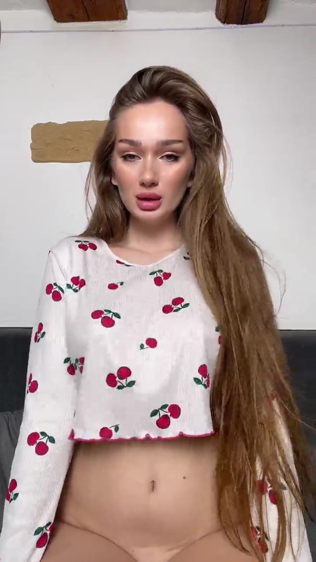 young petite alt makes man cum with her wet pussy on omegle